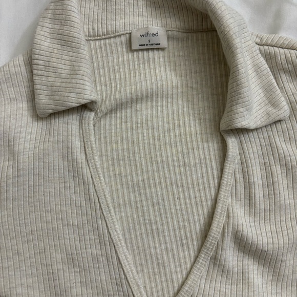 Aritzia Small Ribbed Top - Picture 2 of 2